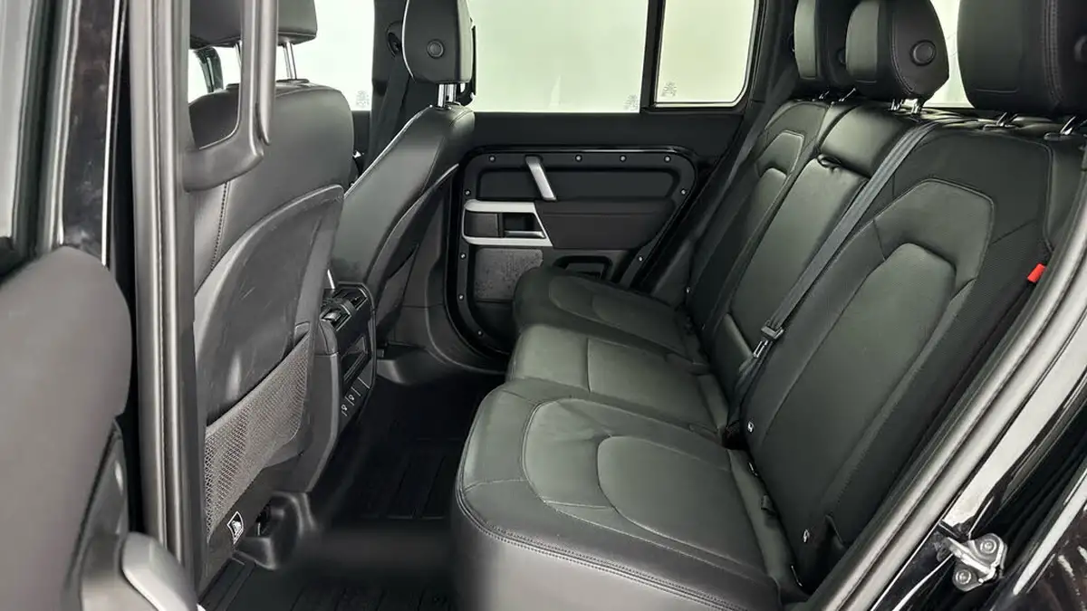 2022-land-rover-110-defender-20-p400e-x-dynamic-se-big-13