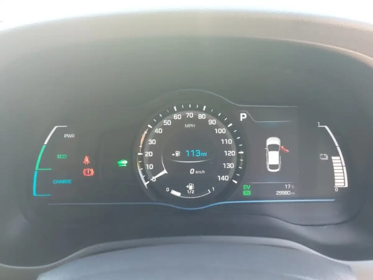 2019-hyundai-ioniq-16-gdi-premium-hybrid-big-9