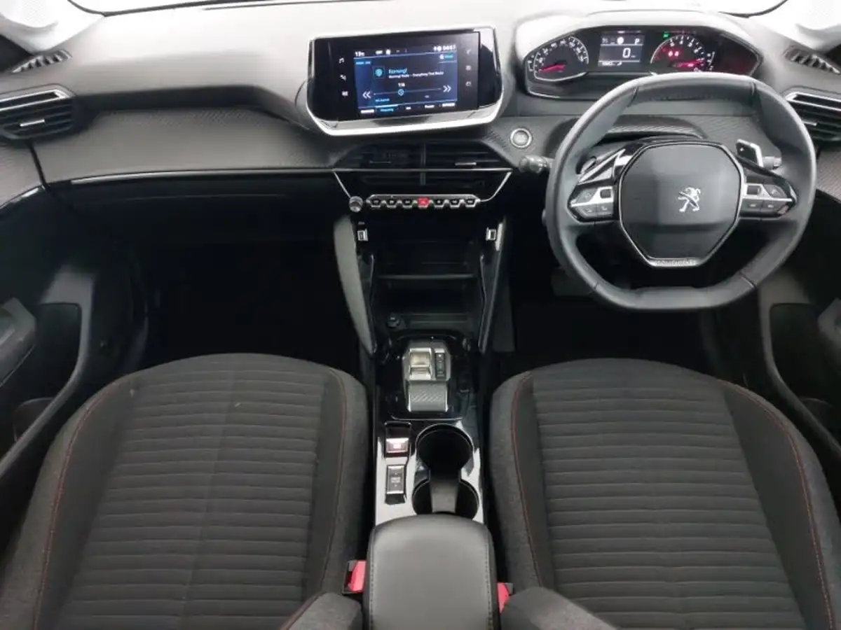 2023-peugeot-208-12-puretech-active-premium-100ps-eat8-big-2