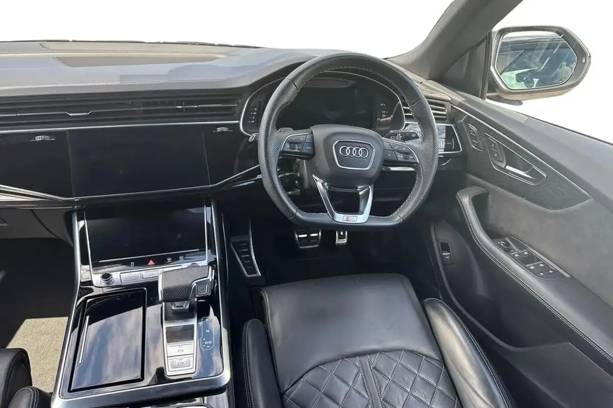 2022-audi-sq8-40-tfsi-black-edition-big-17