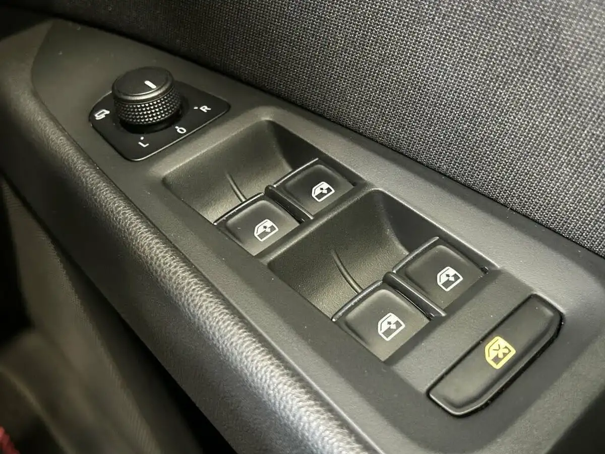 2018-seat-leon-18-tsi-fr-technology-hatchback-5d-dsg-big-46