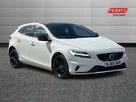 2016-volvo-v40-20td-d2-r-design-small-0