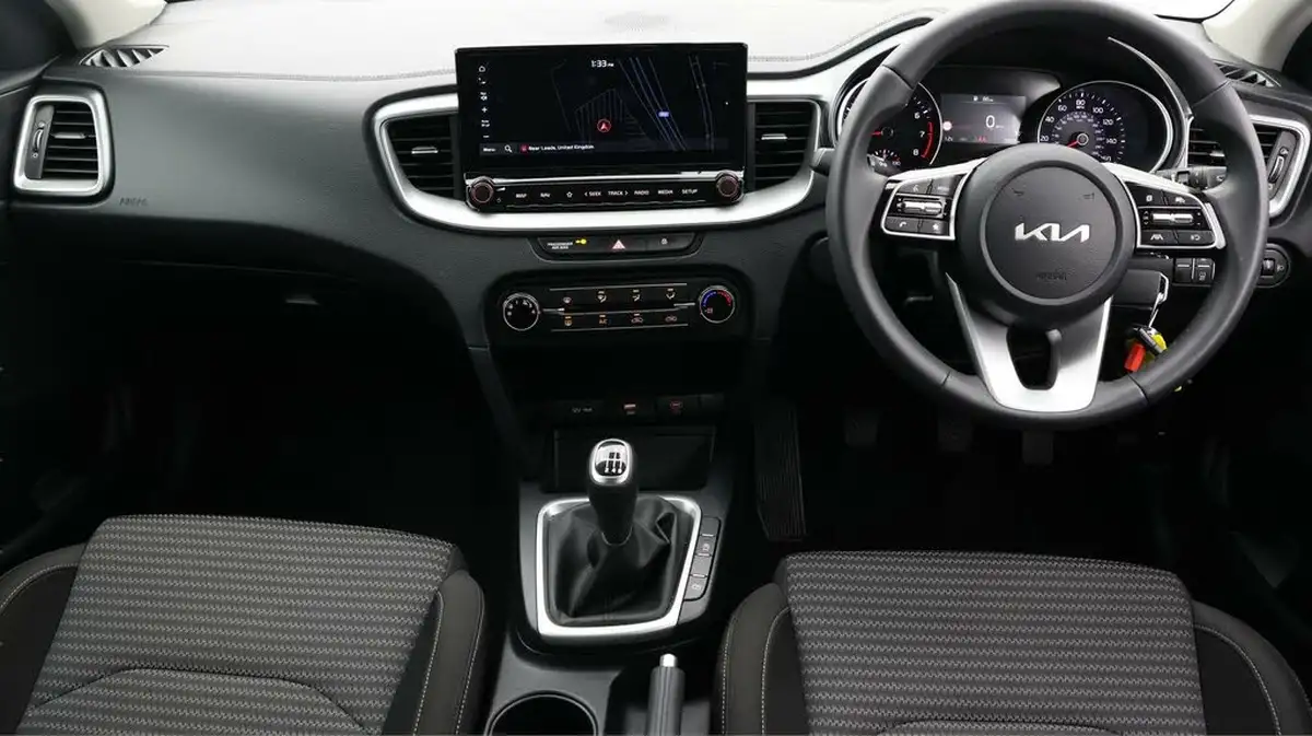 2024-kia-ceed-15-t-gdi-2-138bhp-hatchback-big-12