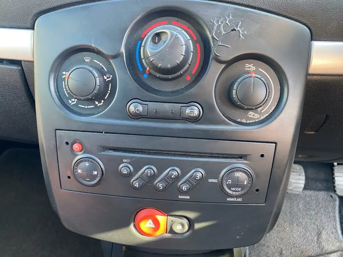 2007-renault-clio-12-dynamique-100bhp-5d-big-27