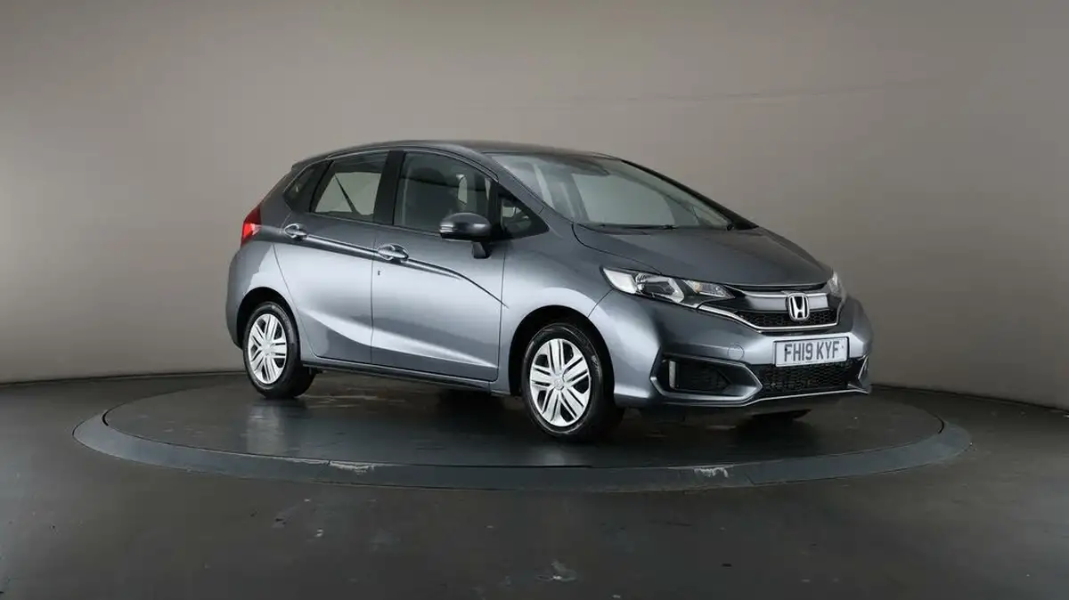 2019-honda-jazz-13-i-vtec-s-big-49