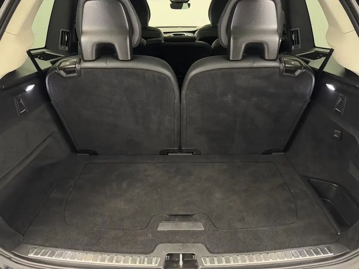 2022-volvo-xc90-20-b5-plus-big-9