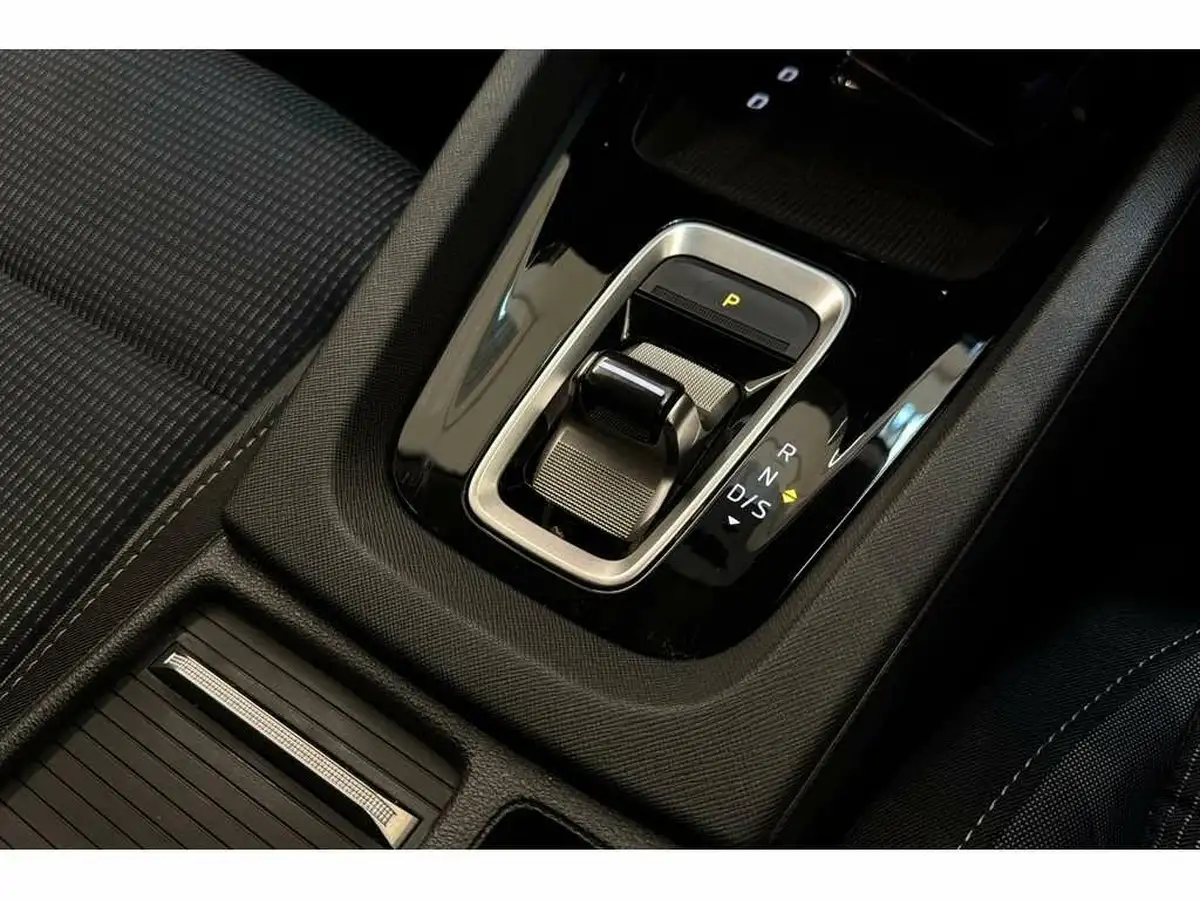 2024-skoda-octavia-20tdi-se-technology-150ps-hatchback-dsg-big-9