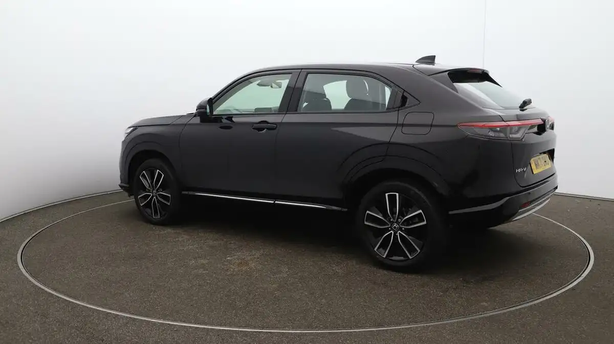 2022-honda-hr-v-15-i-mmd-advance-big-33