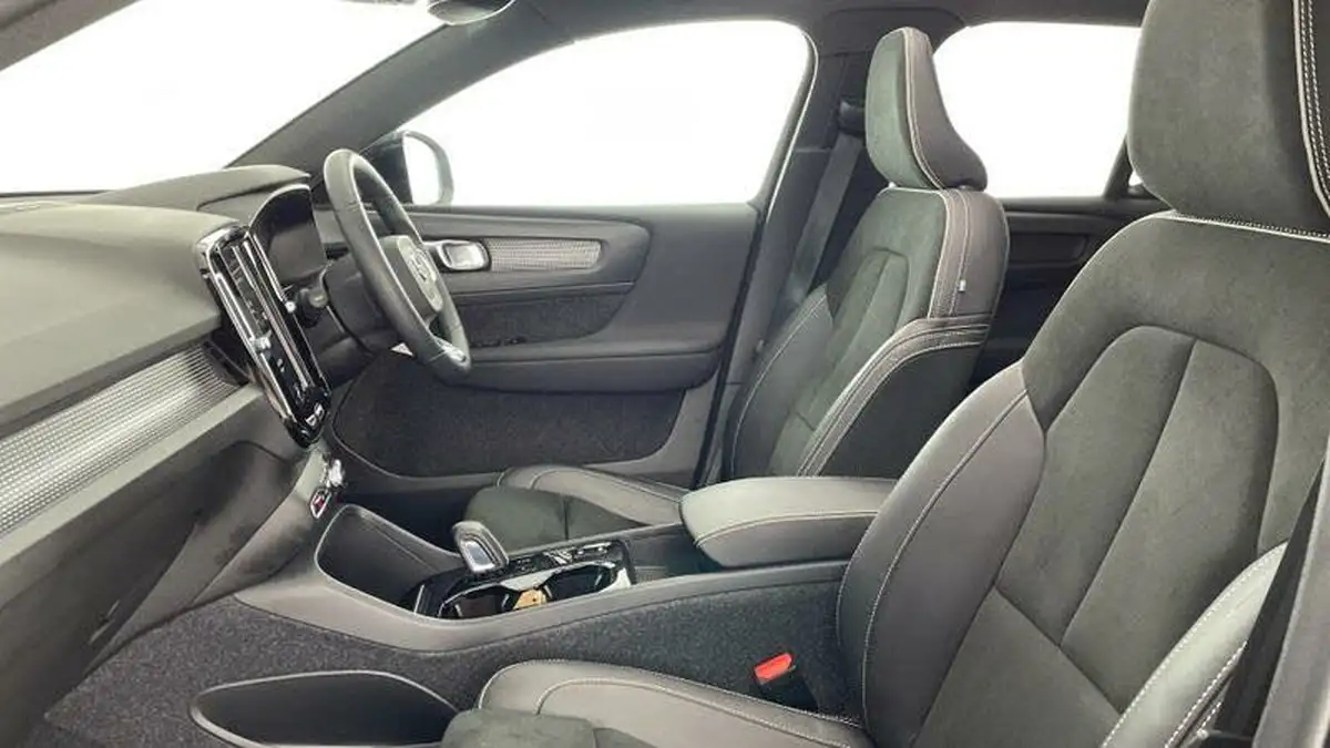2021-volvo-xc40-15-t5-r-design-262bhp-big-40