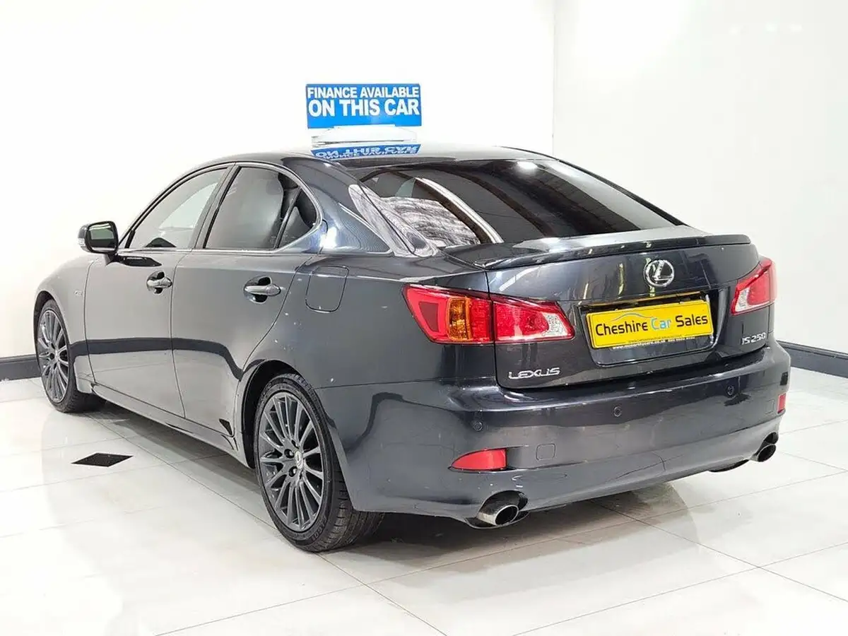 2011-lexus-is-250-25-f-sport-auto-big-9