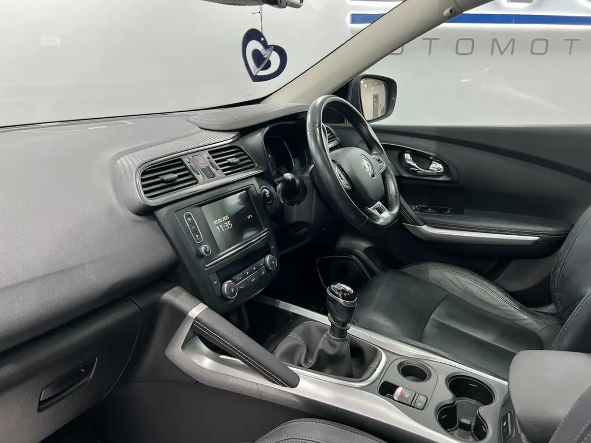 2017-renault-kadjar-15dci-signature-s-nav-energy-ss-big-49
