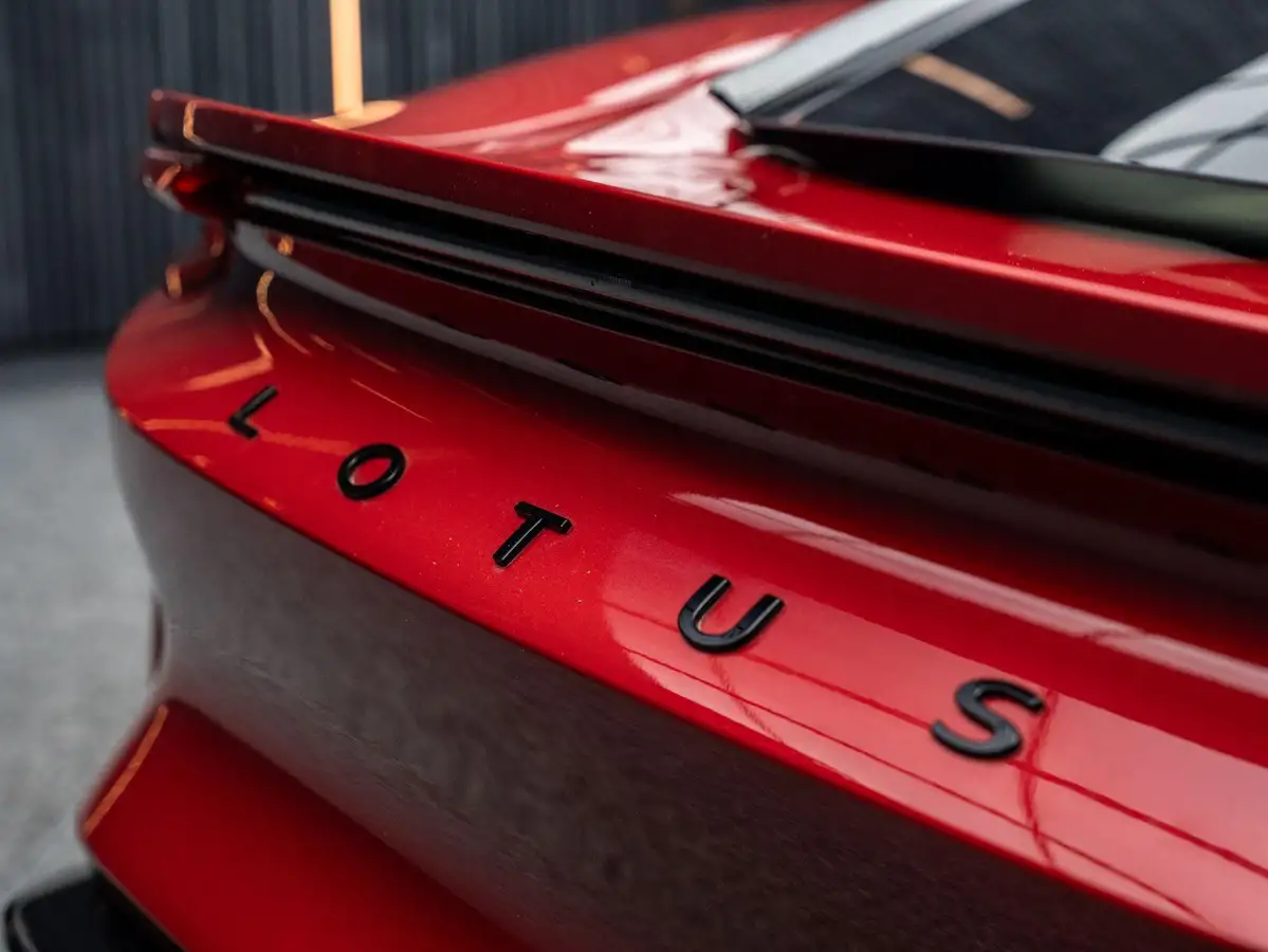 2023-lotus-emira-35-first-edition-v6-big-22
