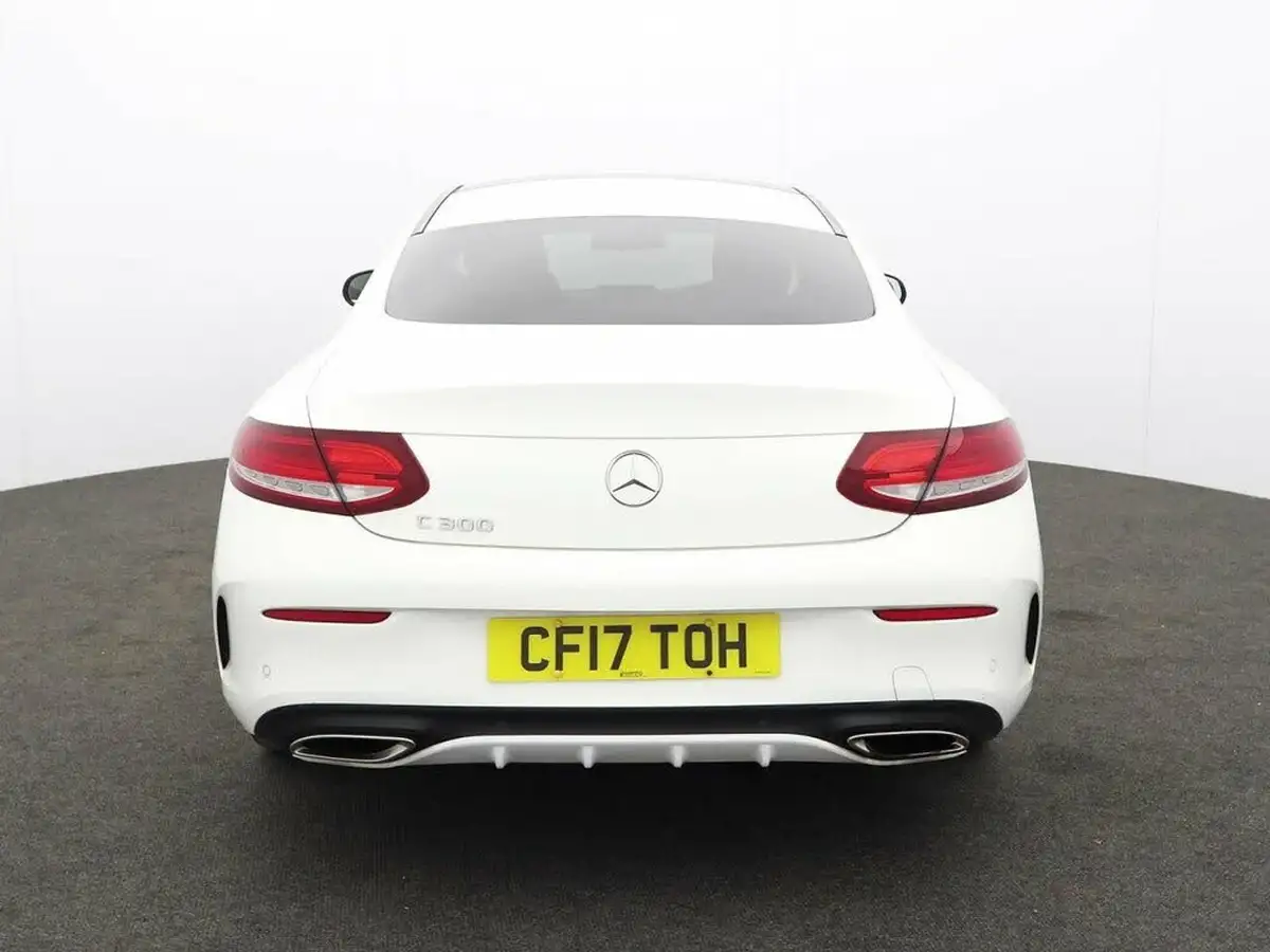 2017-mercedes-benz-c-class-20-c300-amg-line-premiumss-coupe-9g-tronic-plus-big-8