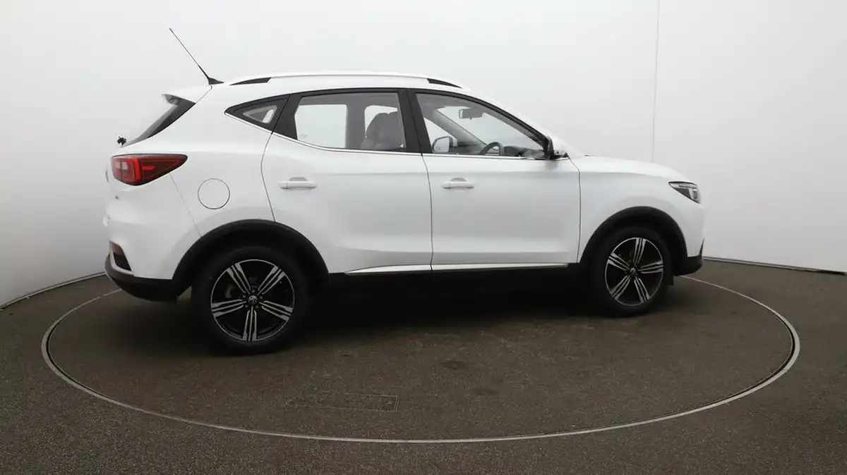 2020-mg-zs-suv-15-vti-tech-limited-edition-106ps-big-48