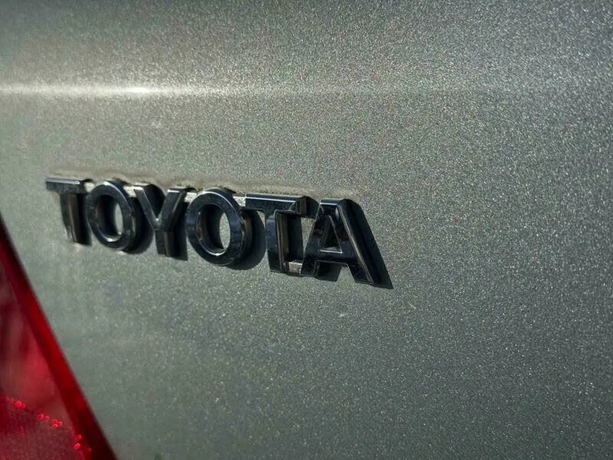 2008-toyota-yaris-13-t3-5d-mmt-big-13