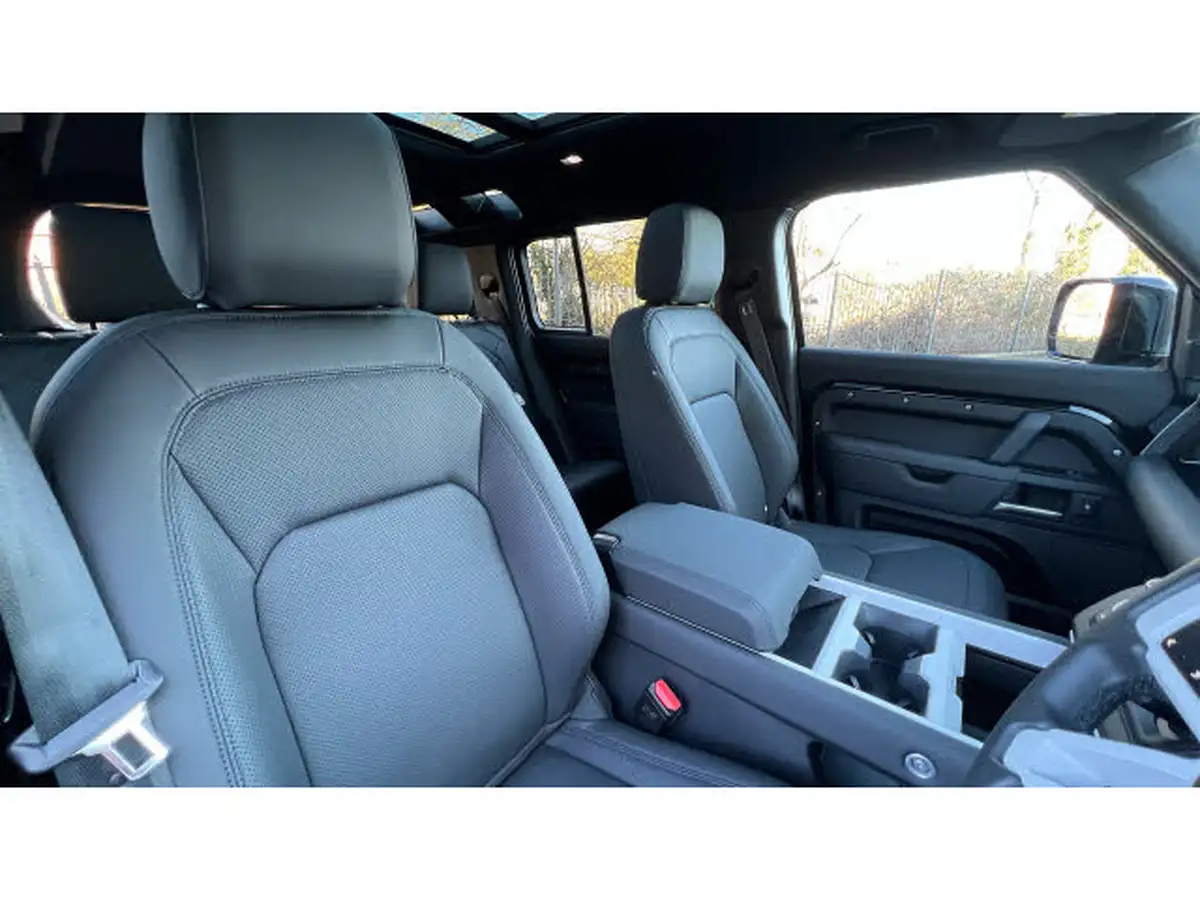 2024-land-rover-110-defender-30-d350-x-dynamic-se-big-39