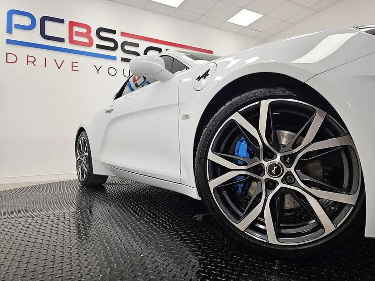 2022-alpine-a110-18-t-pure-big-40