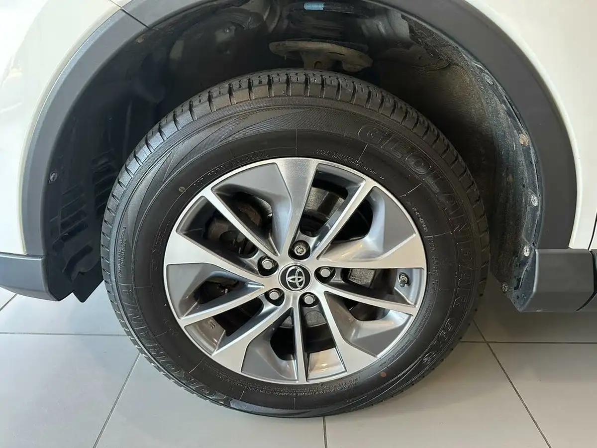 2017-toyota-rav4-25-vvt-i-business-edition-plus-big-6