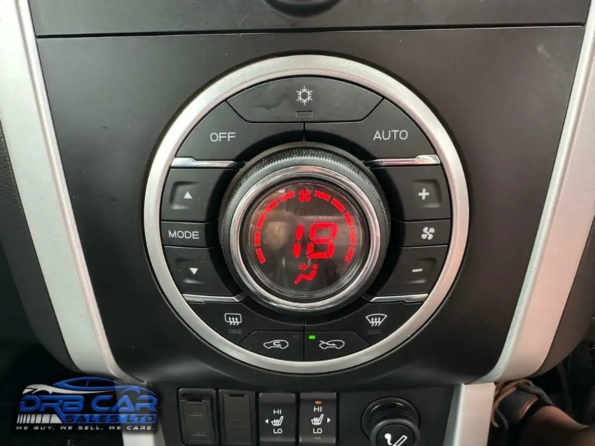 2019-isuzu-d-max-19td-utah-auto-big-16