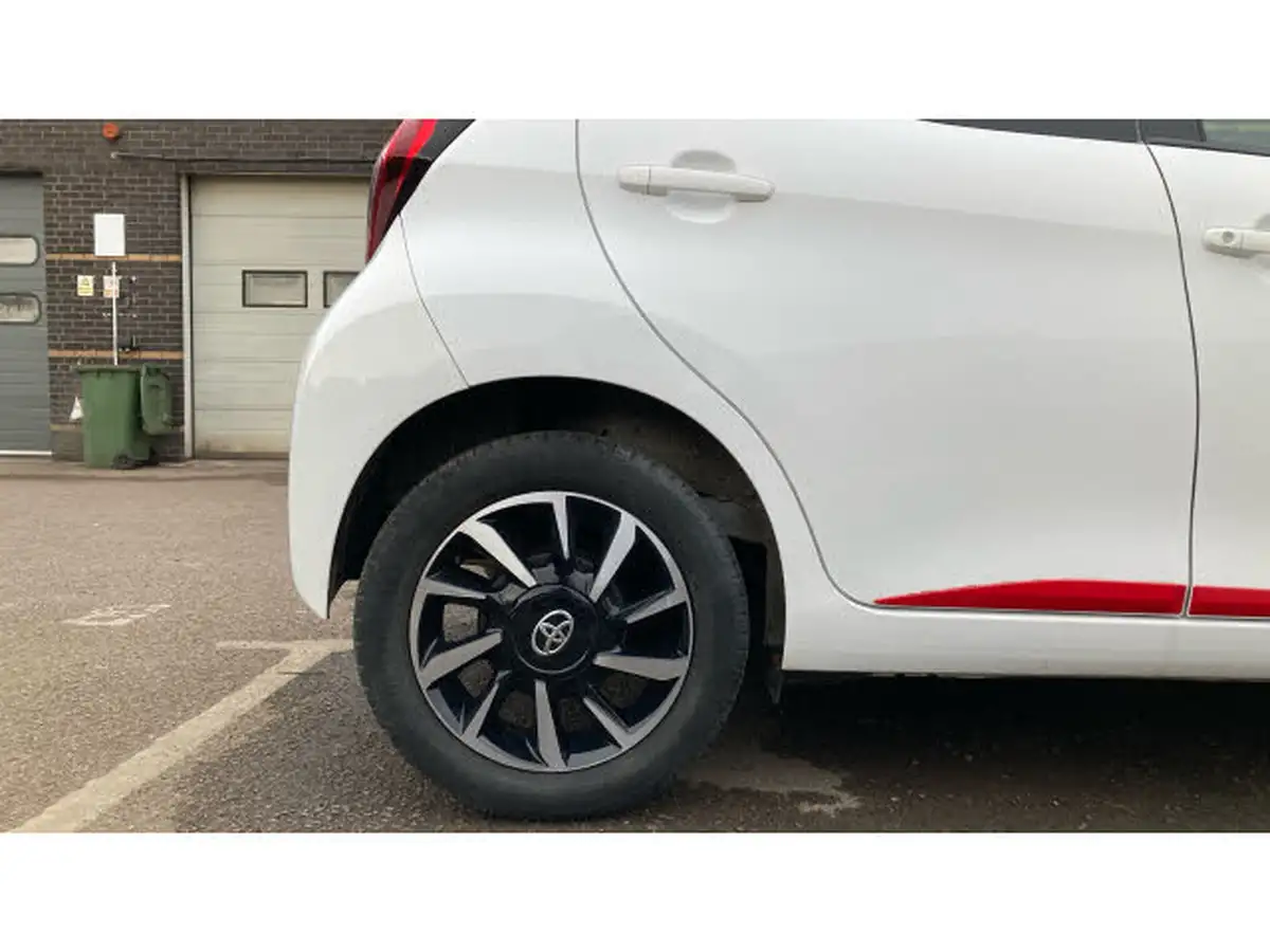 2021-toyota-aygo-10-vvt-i-x-trend-tss-x-shift-big-17