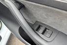 2022-tesla-model-y-e-long-range-small-23