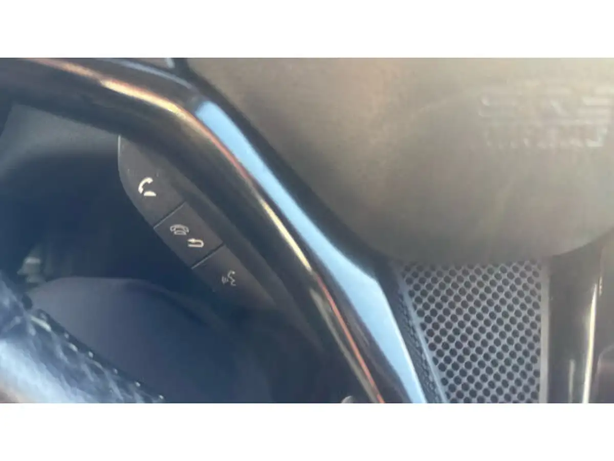 2018-honda-hr-v-15-i-vtec-se-big-14