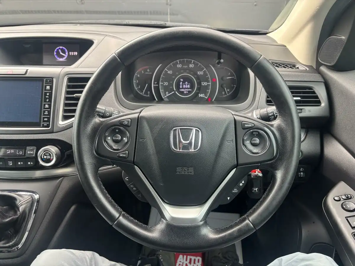 2015-honda-cr-v-16-i-dtec-se-honda-connect-120ps-big-16