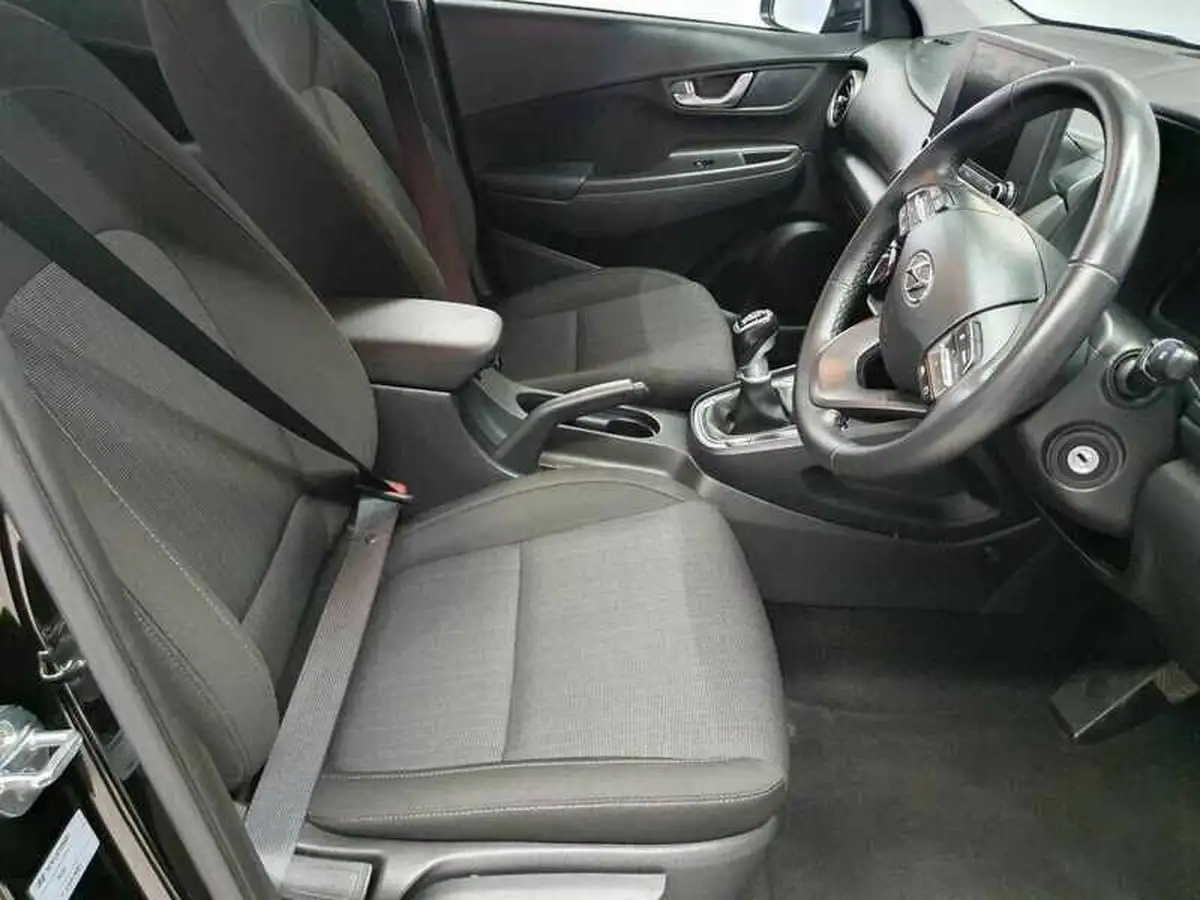 2021-hyundai-kona-10-t-gdi-se-connect-big-11