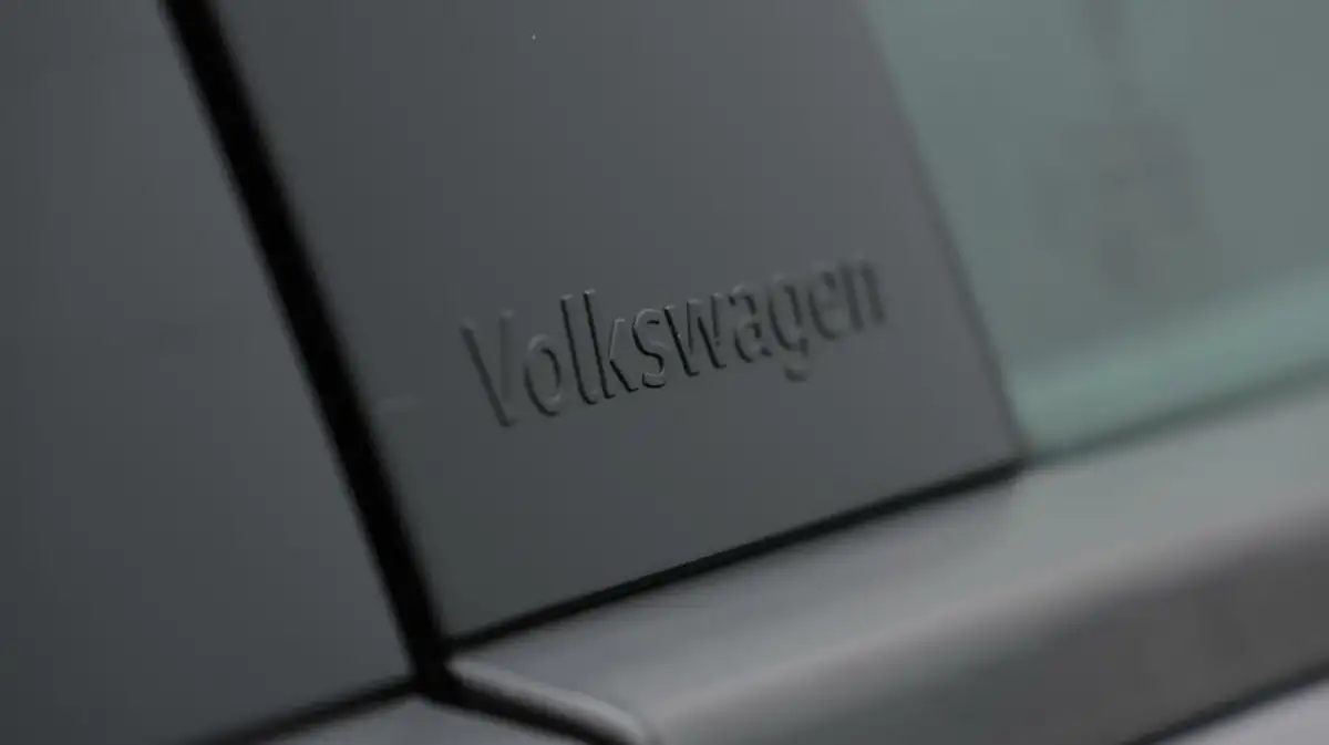 2022-volkswagen-polo-10-tsi-r-line-95ps-dsg-big-23
