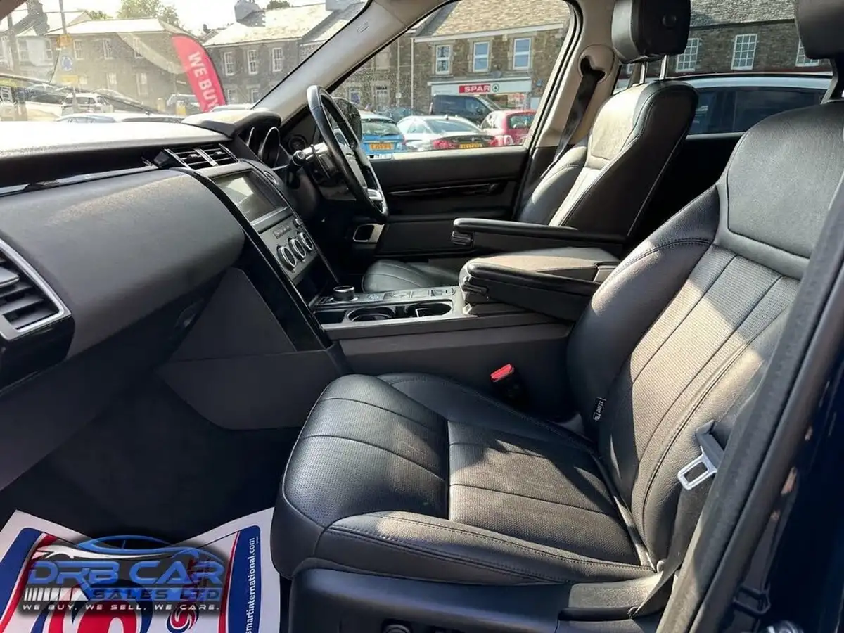 2020-land-rover-discovery-30-sd6-se-big-21