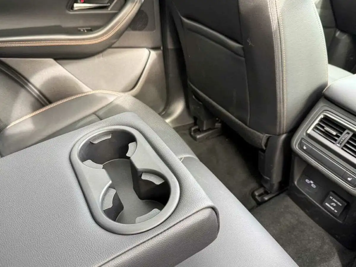 2025-mazda-cx-60-25-e-skyactiv-homura-convenience-driver-assistance-big-25
