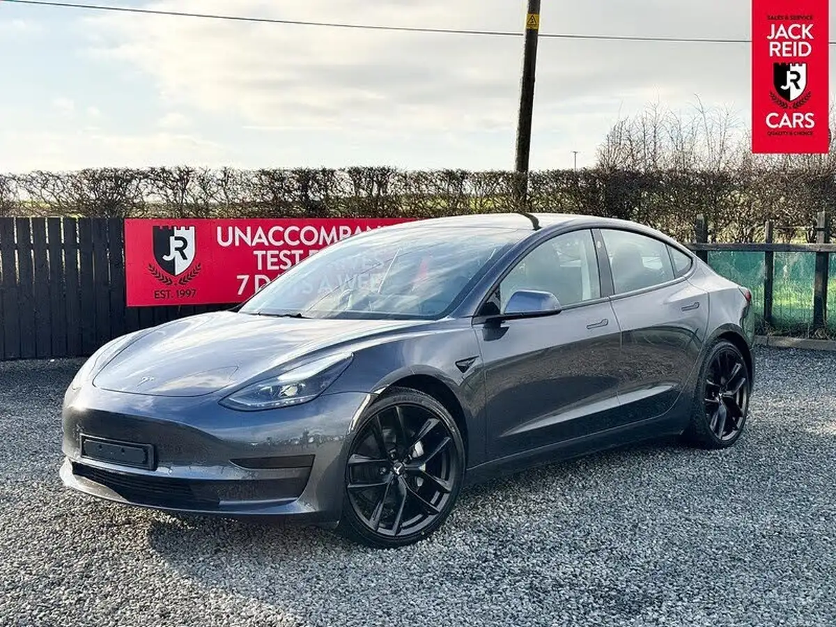 2021-tesla-model-3-e-standard-plus-big-1