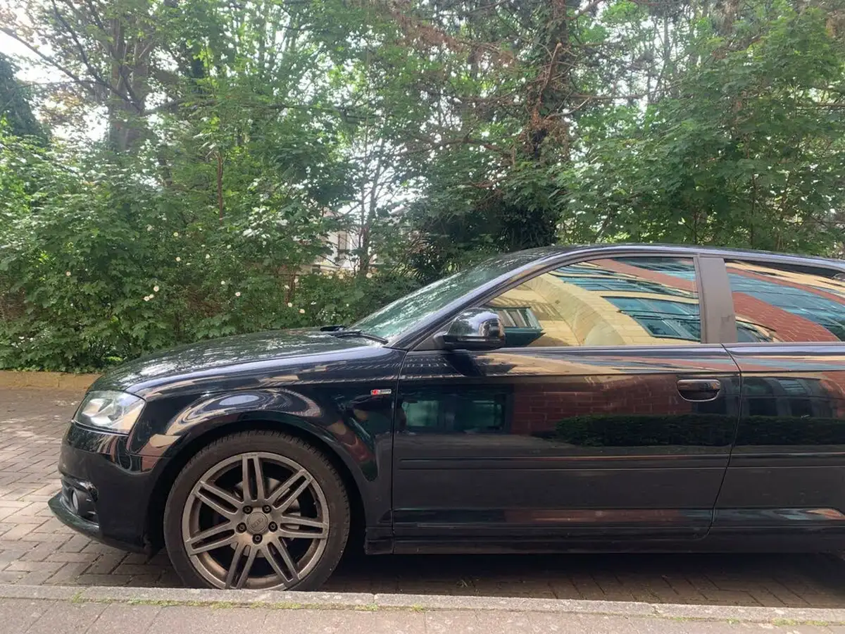 2009-audi-a3-18-black-edition-hatchback-3d-big-4