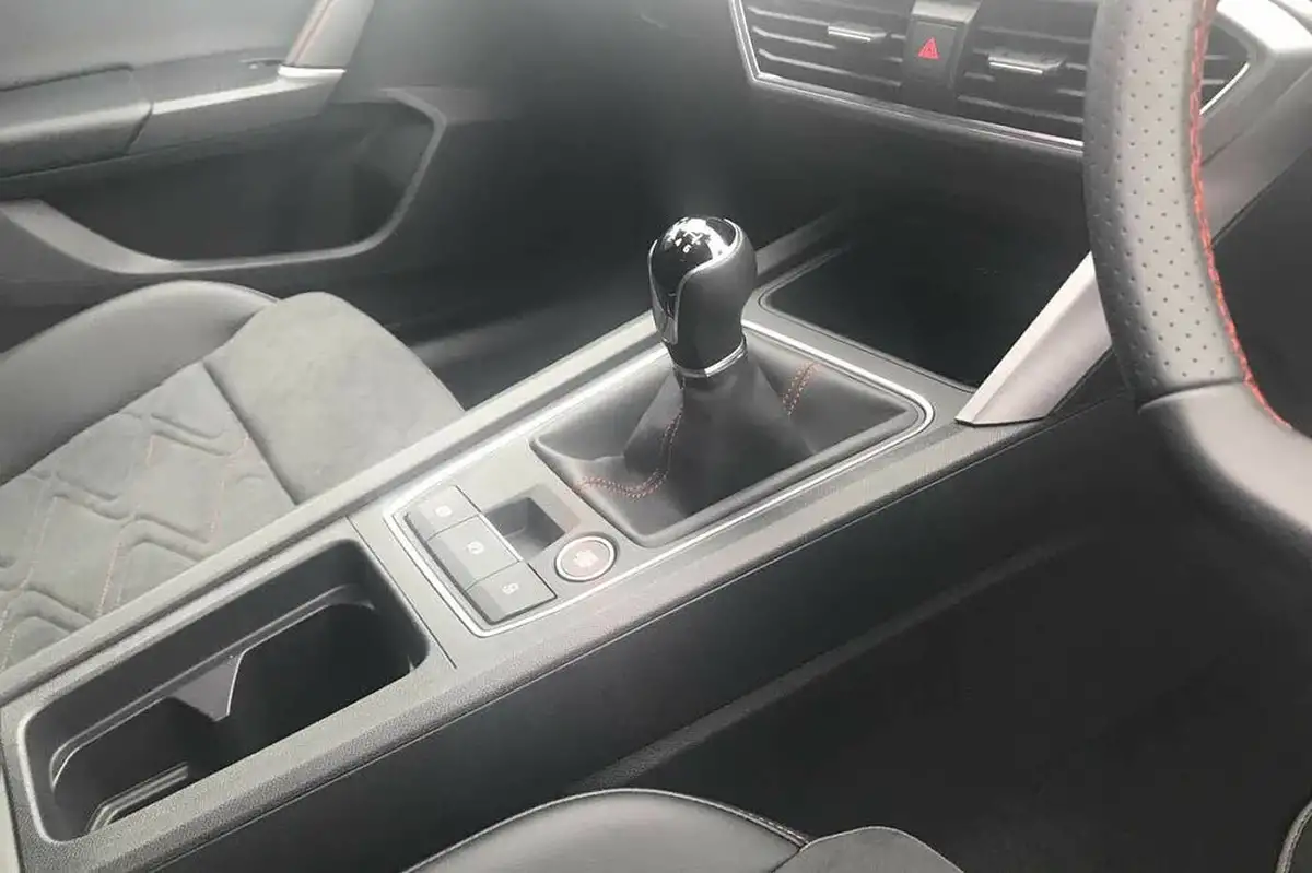 2024-seat-leon-15-tsi-evo-fr-sport-150ps-estate-big-7