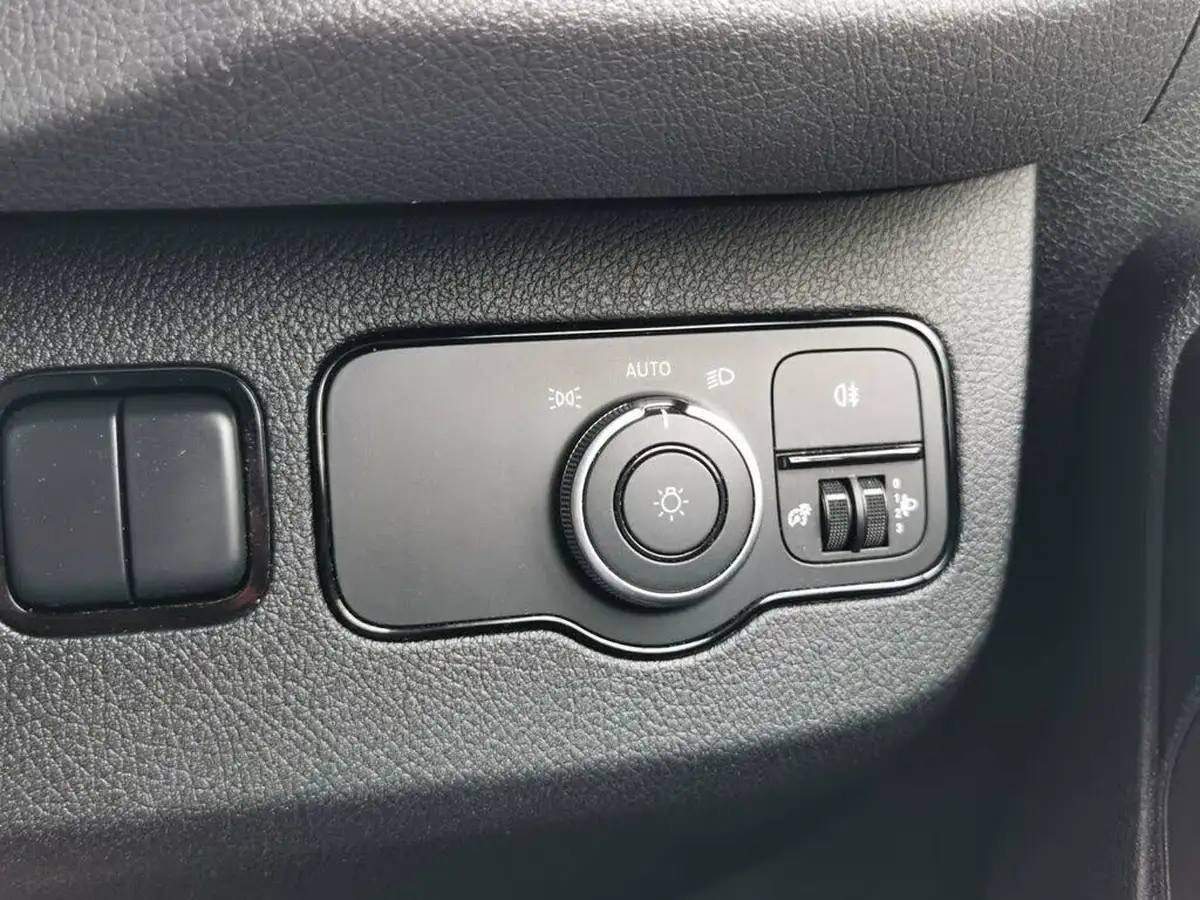 2024-mercedes-benz-sprinter-20cdi-315-l2h1-premium-big-10