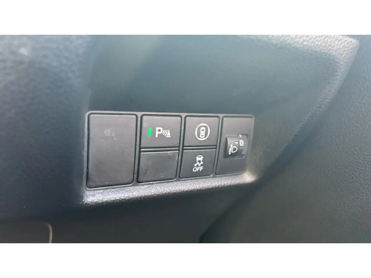 2021-honda-jazz-15-i-mmd-ex-107ps-big-37