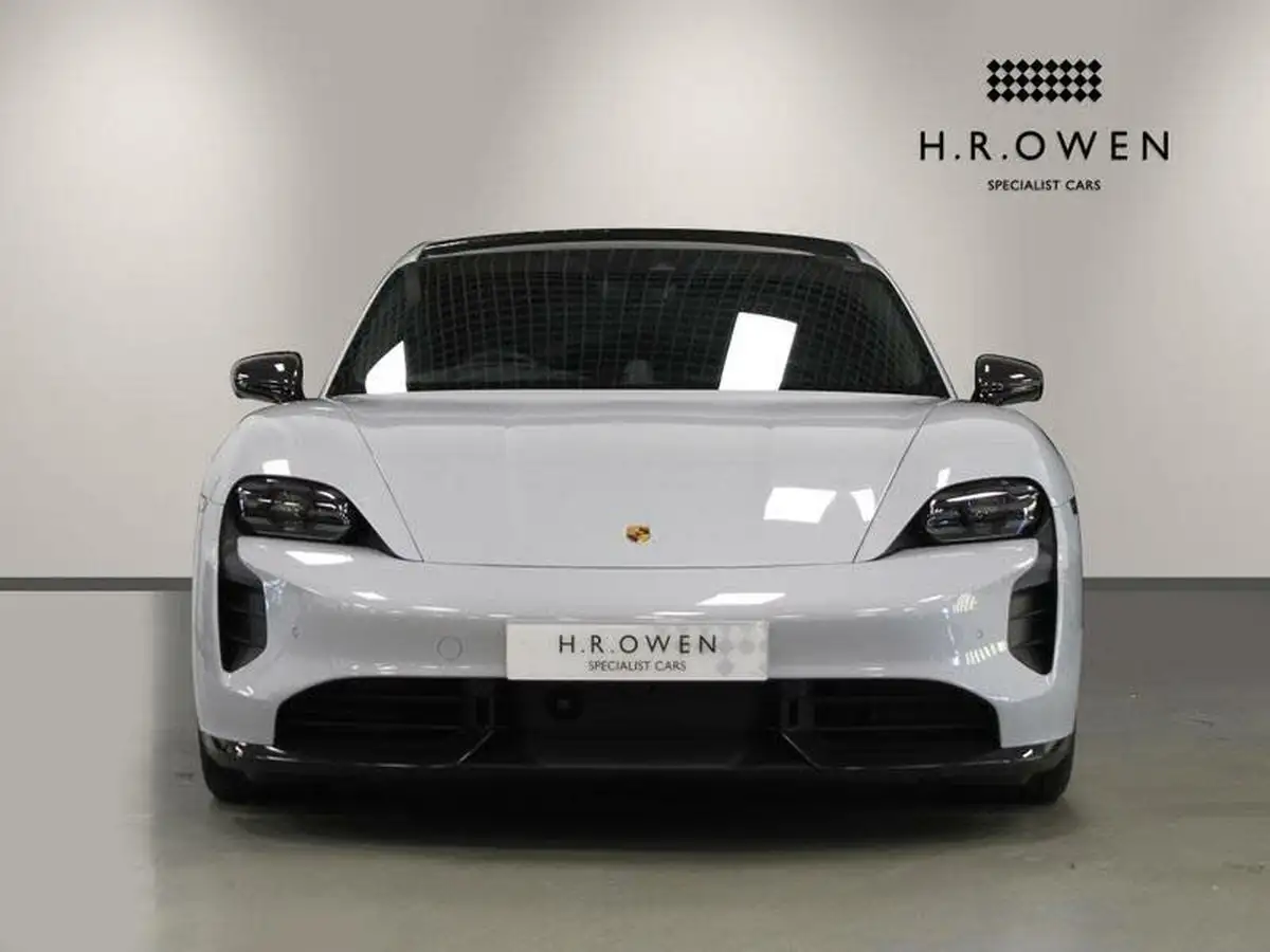 2023-porsche-taycan-e-turbo-s-big-7
