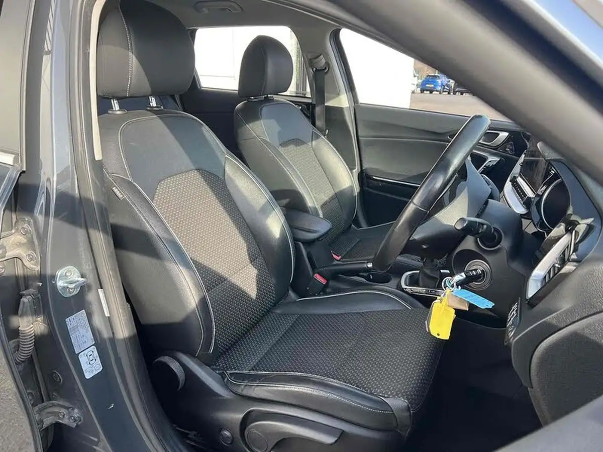 2019-kia-ceed-16crdi-3-sportswagon-big-21