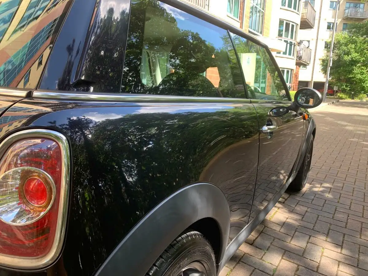 2011-mini-cooper-16-one-98bhp-hatchback-3d-auto-big-29