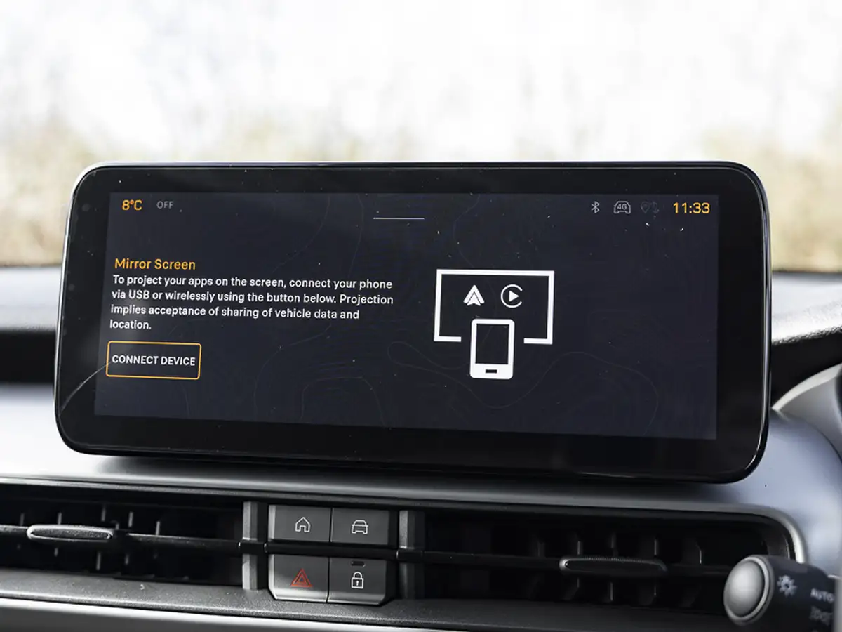 2025-jeep-avenger-12-gse-summit-e-hybrid-48v-auto-big-6