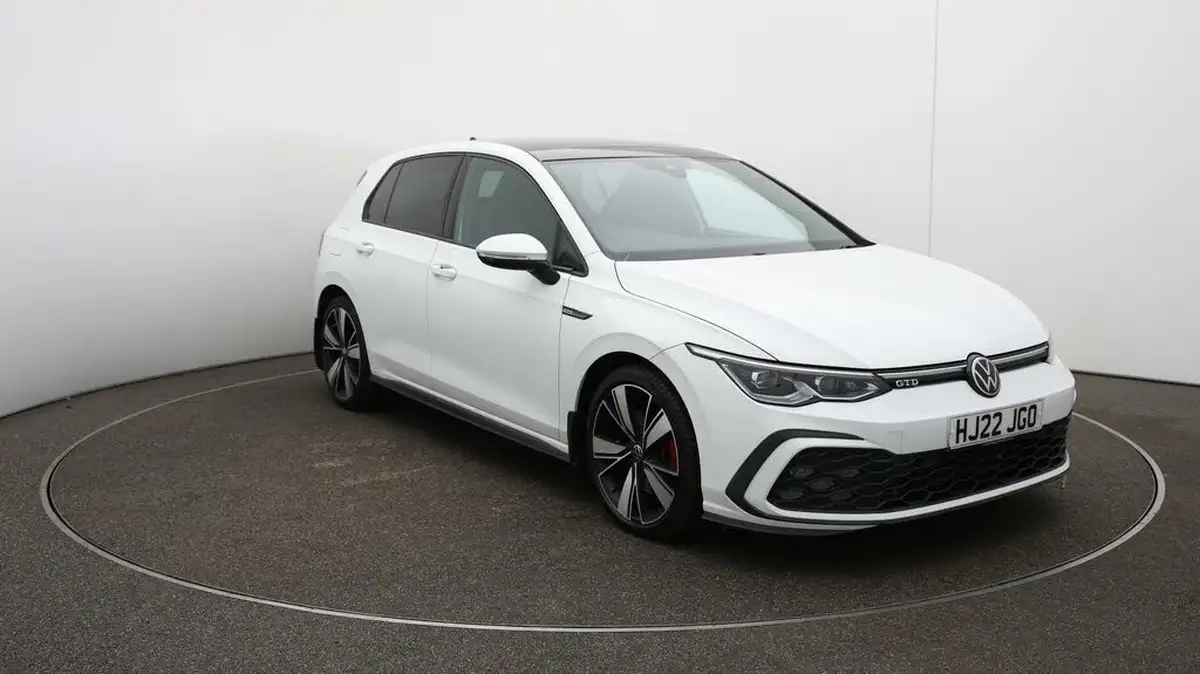 2022-volkswagen-golf-20tdi-gtd-big-46