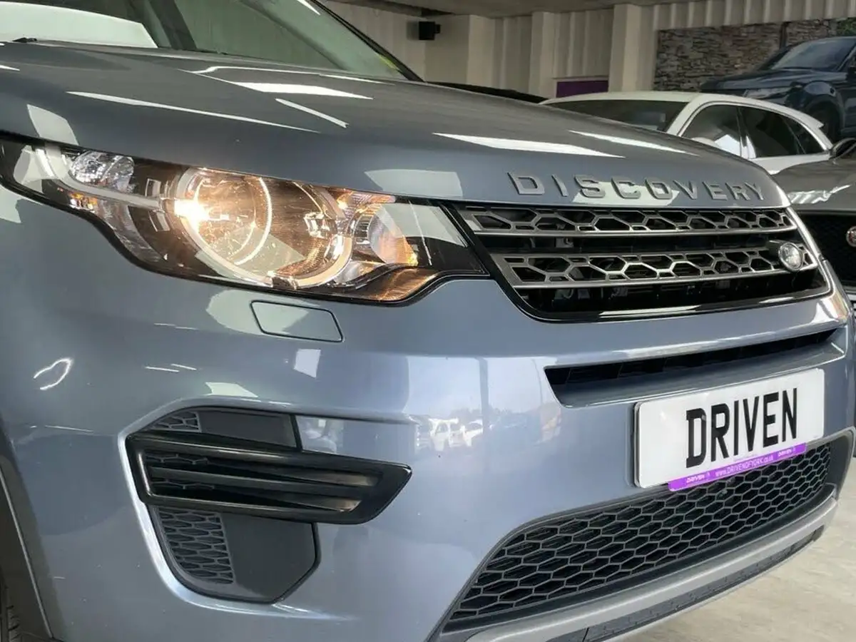 2018-land-rover-discovery-sport-20ed4-se-152ps-big-3