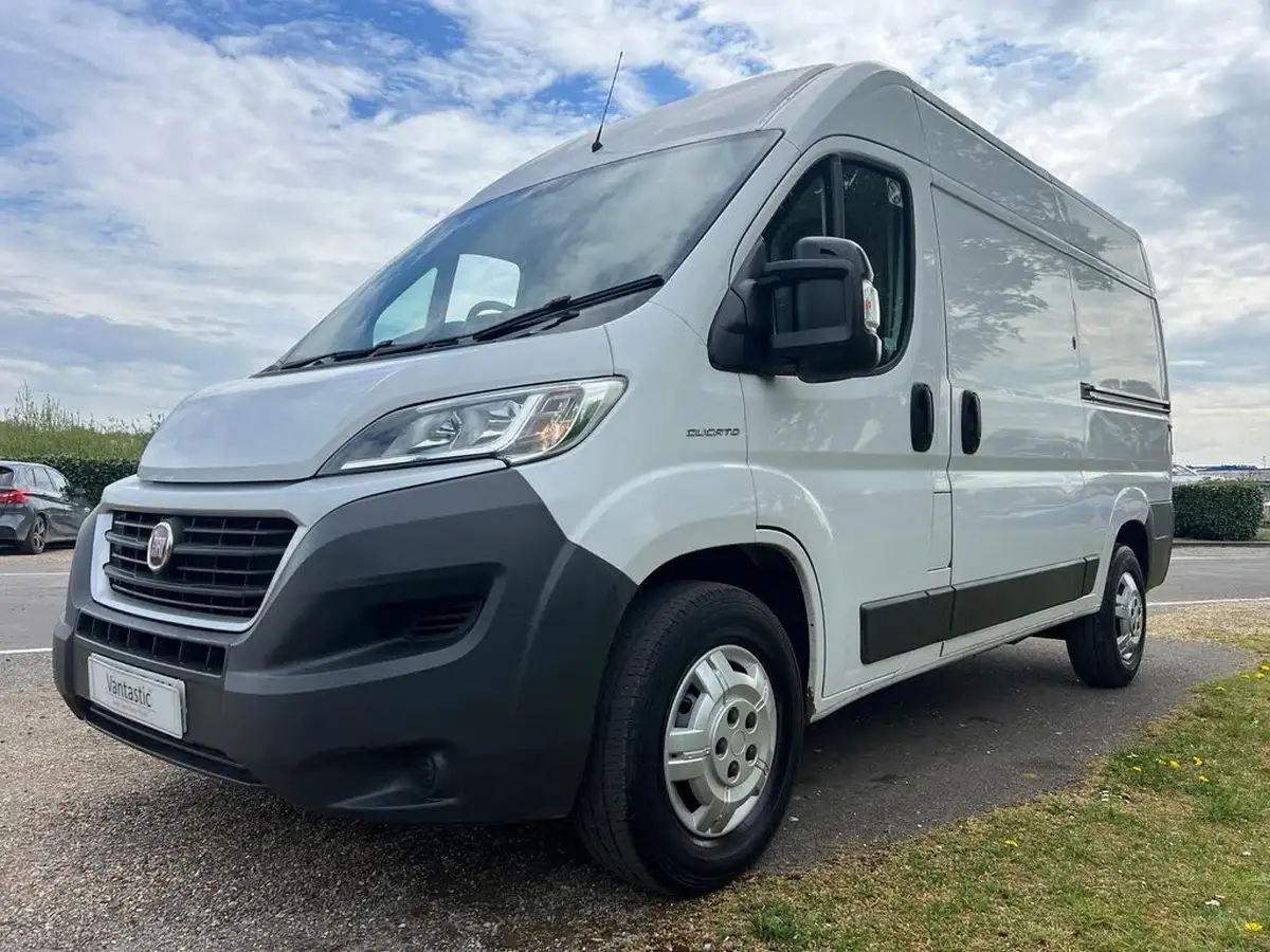 2017-fiat-ducato-20td-35-lh2-panel-big-20