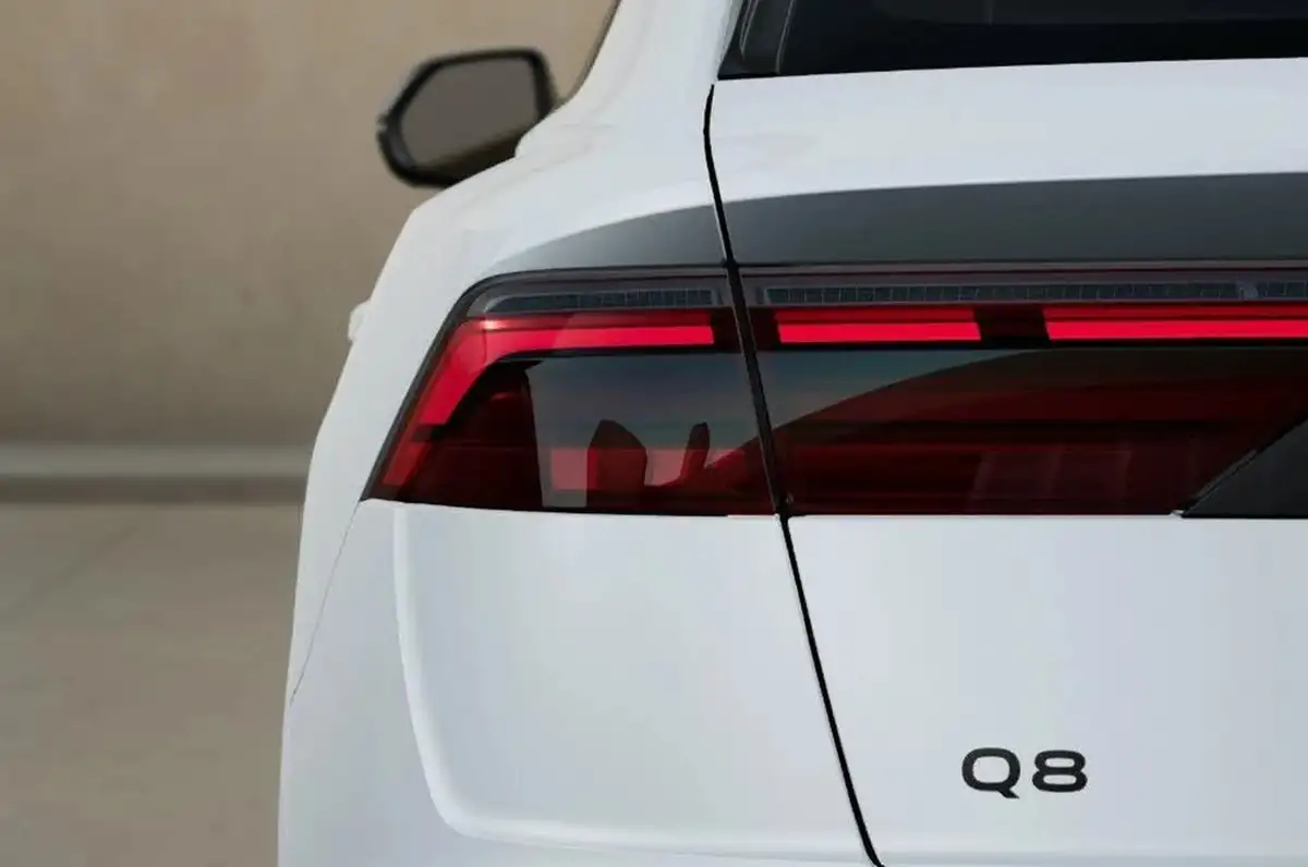 2025-audi-q8-30-50-tdi-black-edition-big-7