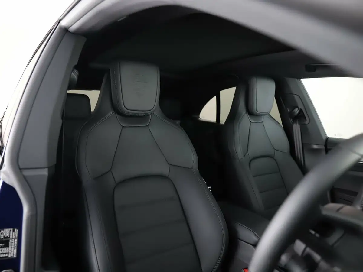 2025-porsche-macan-e-4-electric-big-13