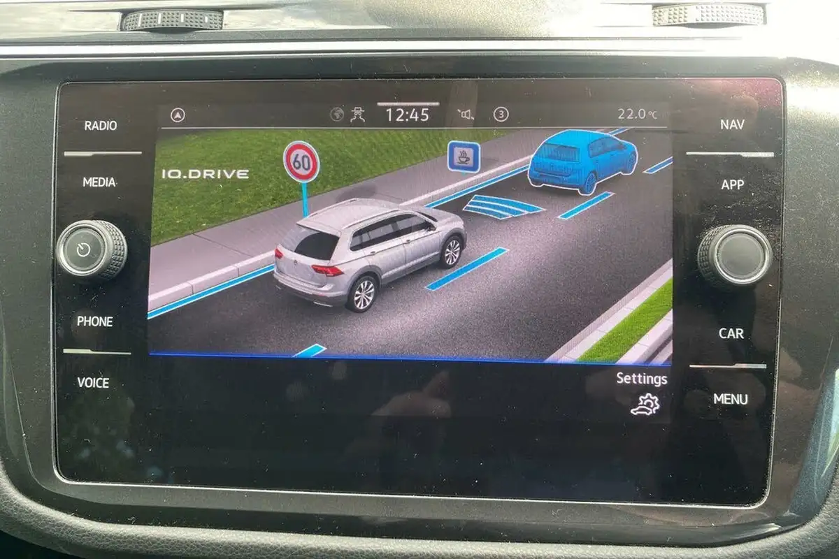 2022-volkswagen-tiguan-15-tsi-life-150ps-big-61