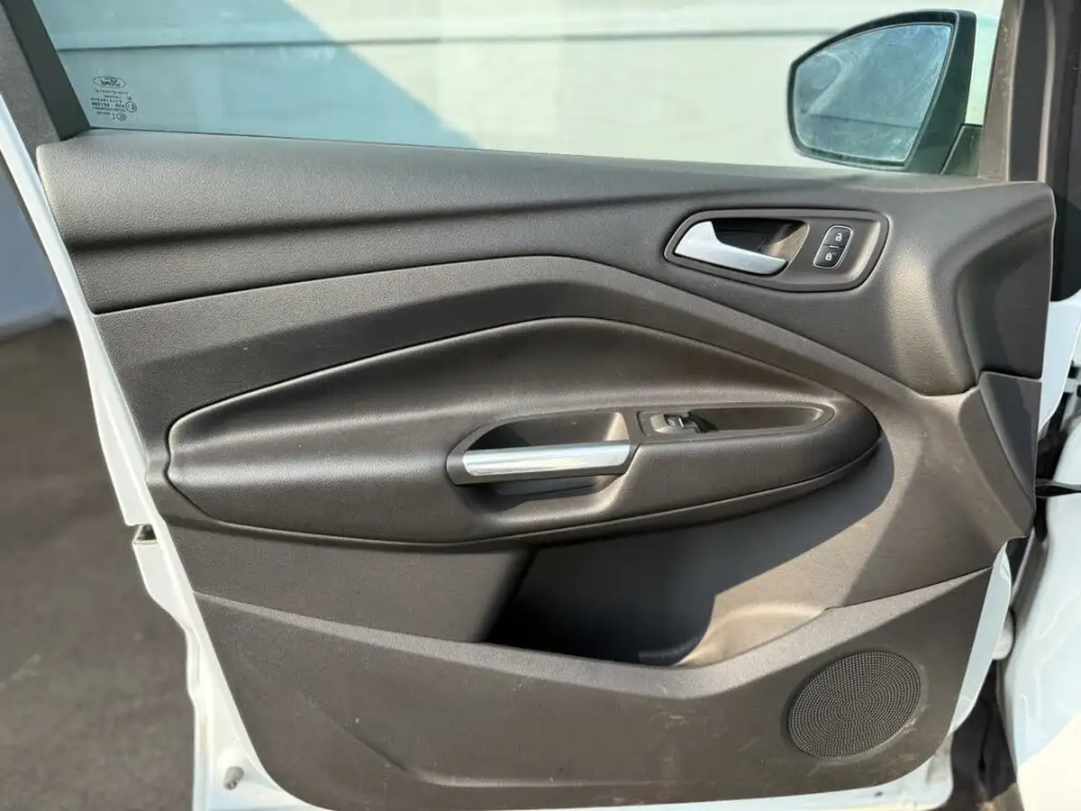2019-ford-kuga-20tdci-titanium-x-edition-120ps-powershift-big-24