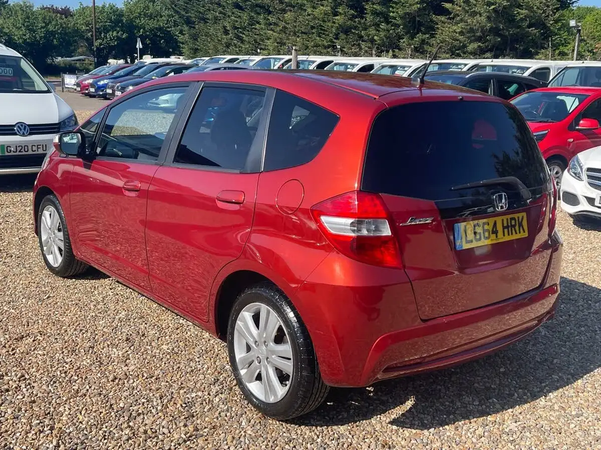 2014-honda-jazz-14-ex-big-2