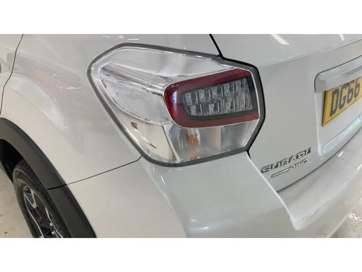 2016-subaru-xv-20i-se-premium-big-42