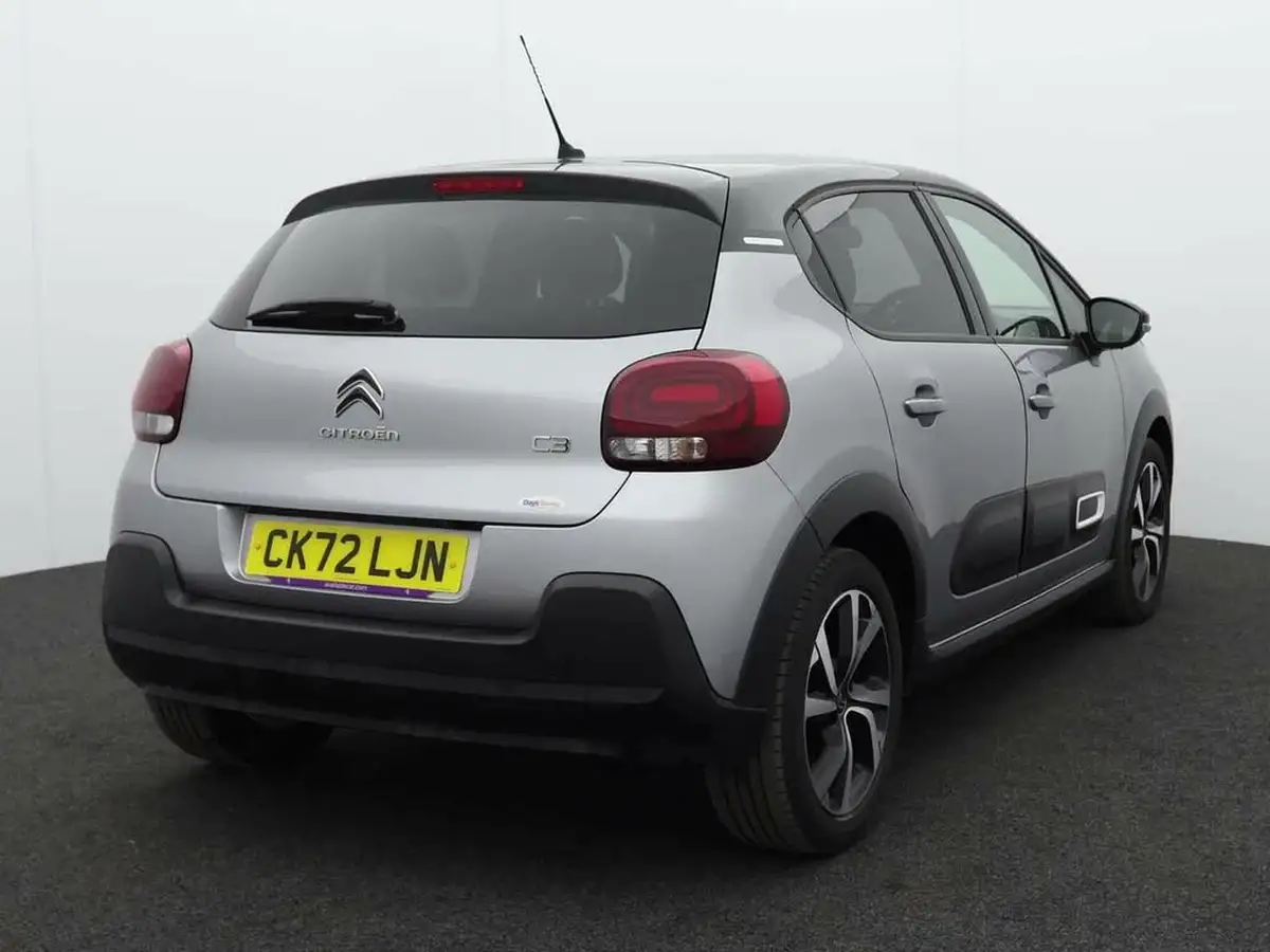 2022-citroen-c3-12-puretech-shine-plus-110ps-ss-eat6-big-5